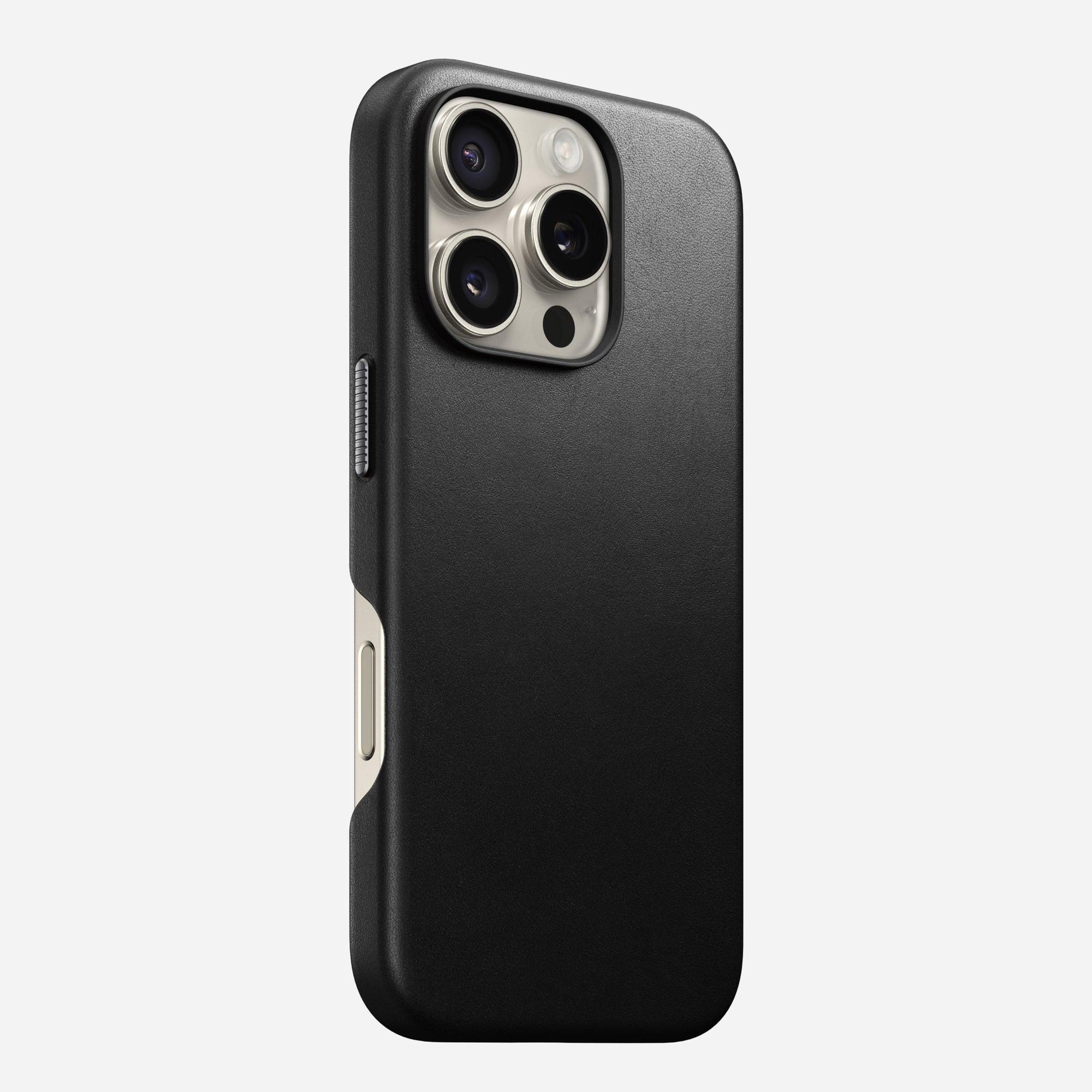 Nomad – Traditional Leather Case for iPhone 16 Pro / Pro Max with MagSafe