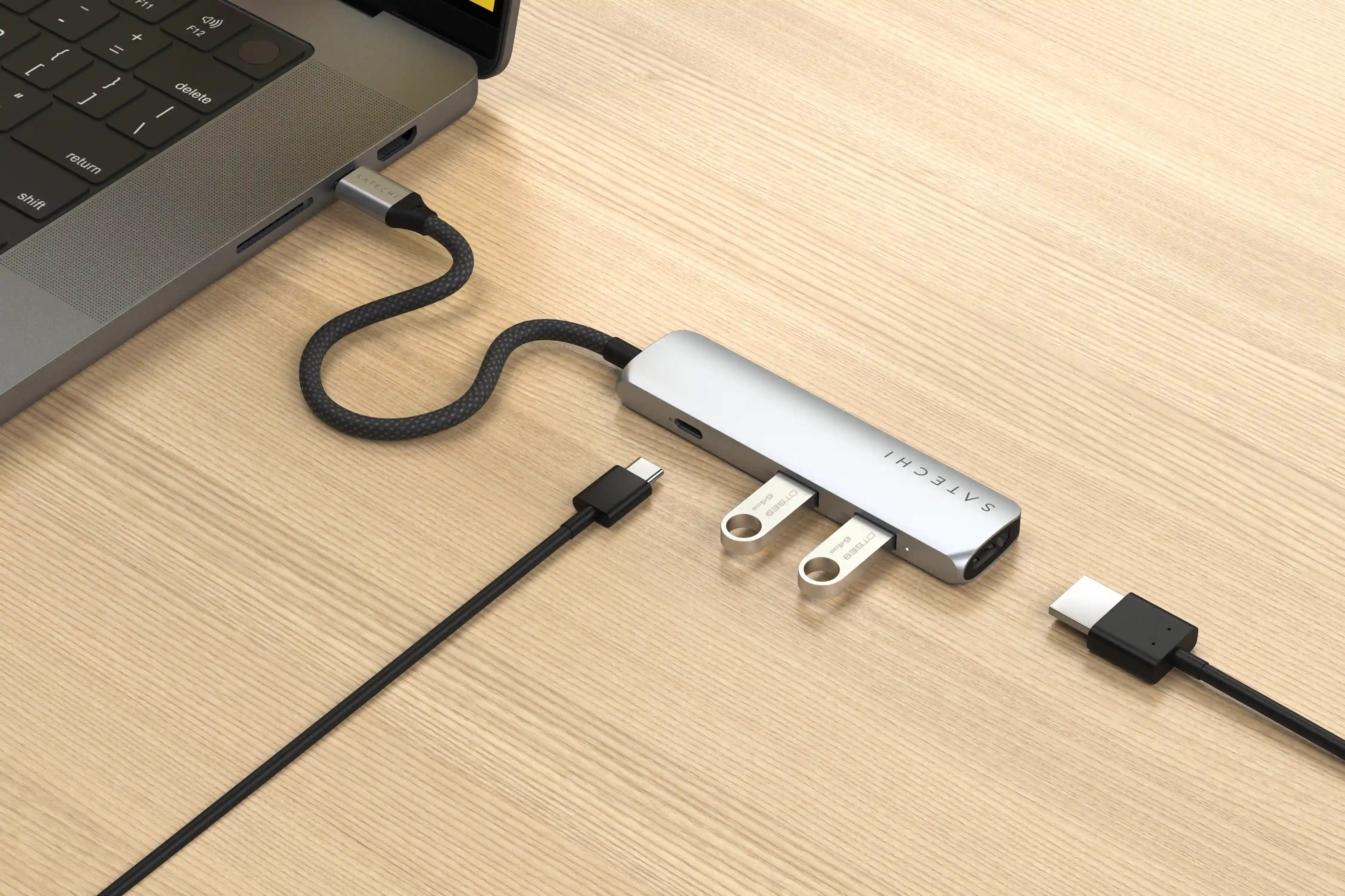 Satechi - 4-in-1 USB-C Slim Multiport Adapter 4K