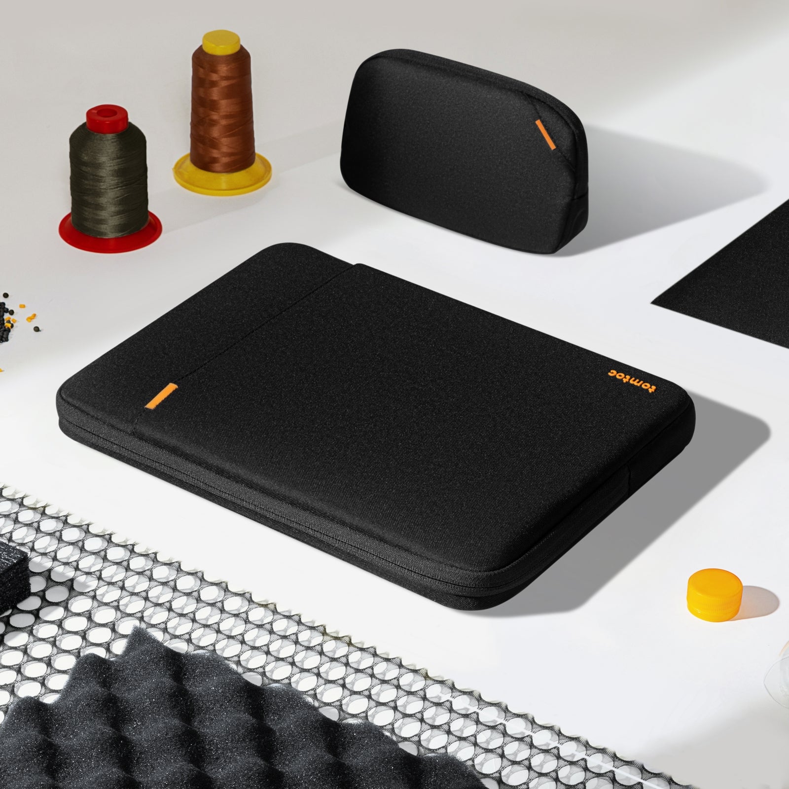 Tomtoc - Defender-A13 Laptop Sleeve for 14 inch MacBook Pro