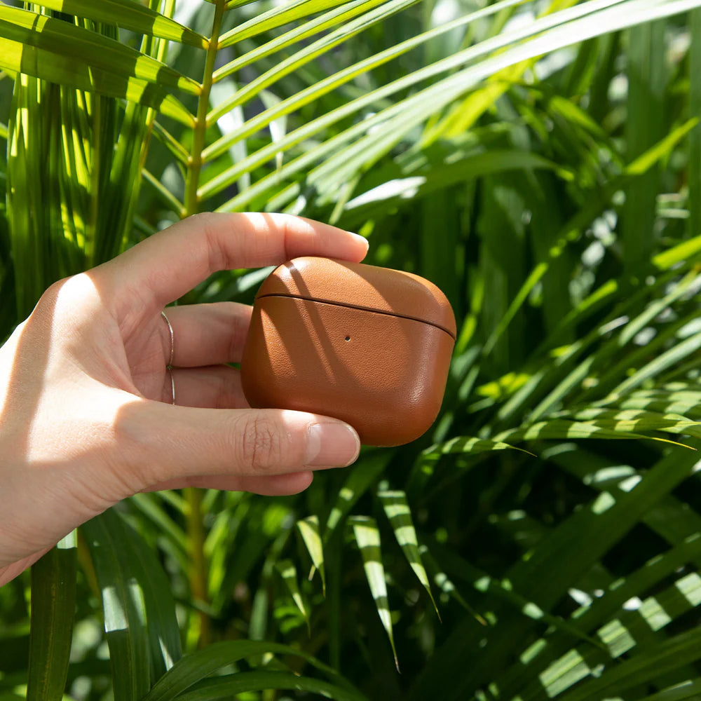 Native Union – Leather Case for AirPods (Gen 3)