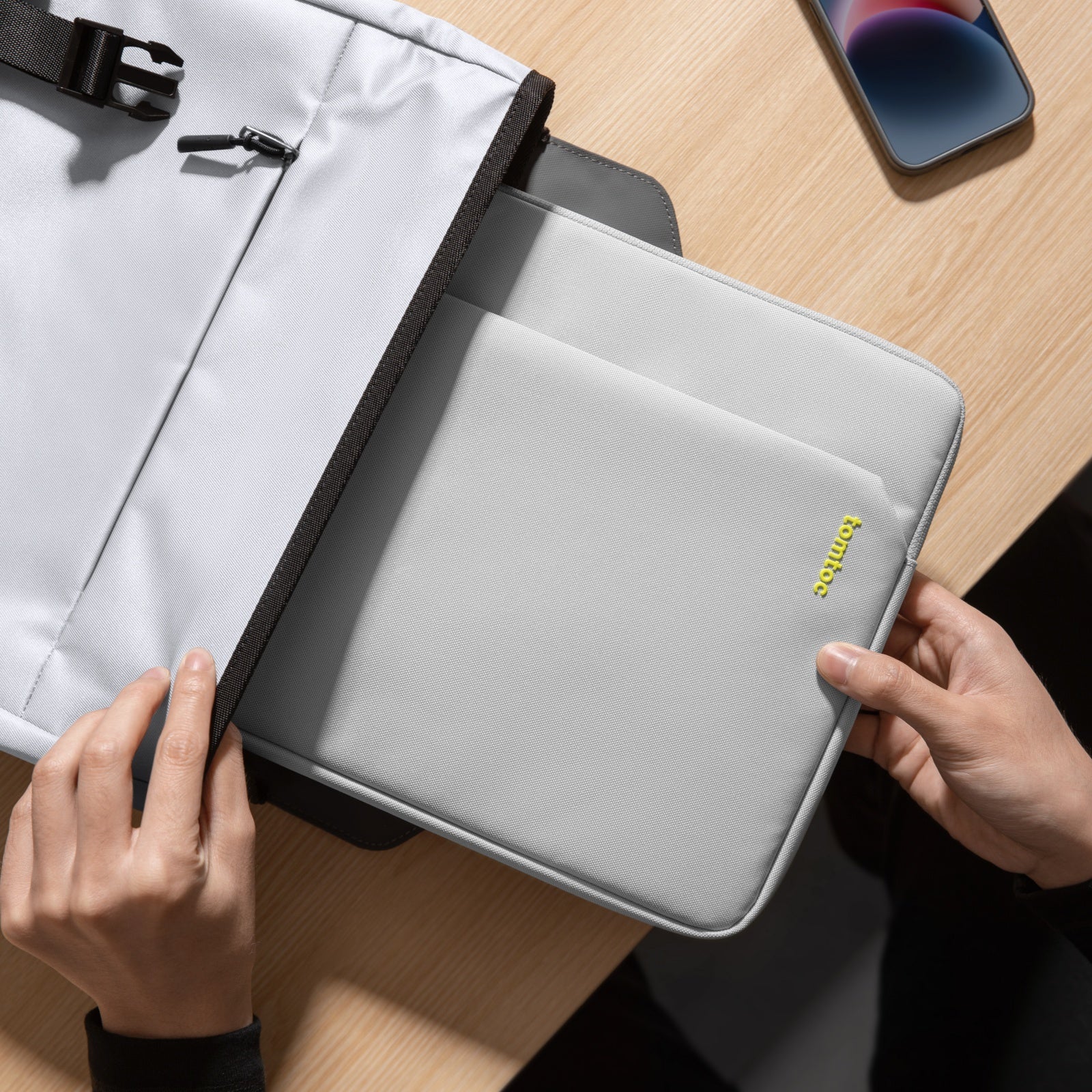 Tomtoc - Light-A18 Laptop Sleeve for 14 inch MacBook Pro
