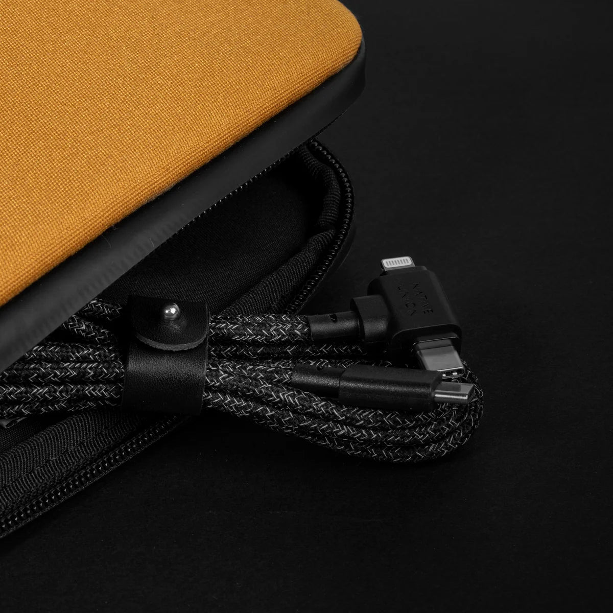 Native Union - Belt Cable Duo Pro 1.5M 2-in-1  (USB-C to USB-C & Lightning)