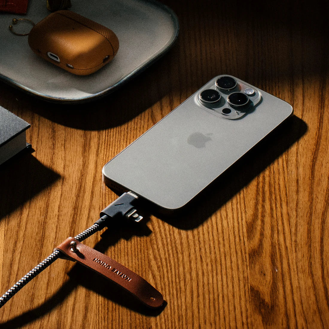Native Union - Belt Cable Duo Pro 2.4M 240W (USB-C to USB-C & Lightning)