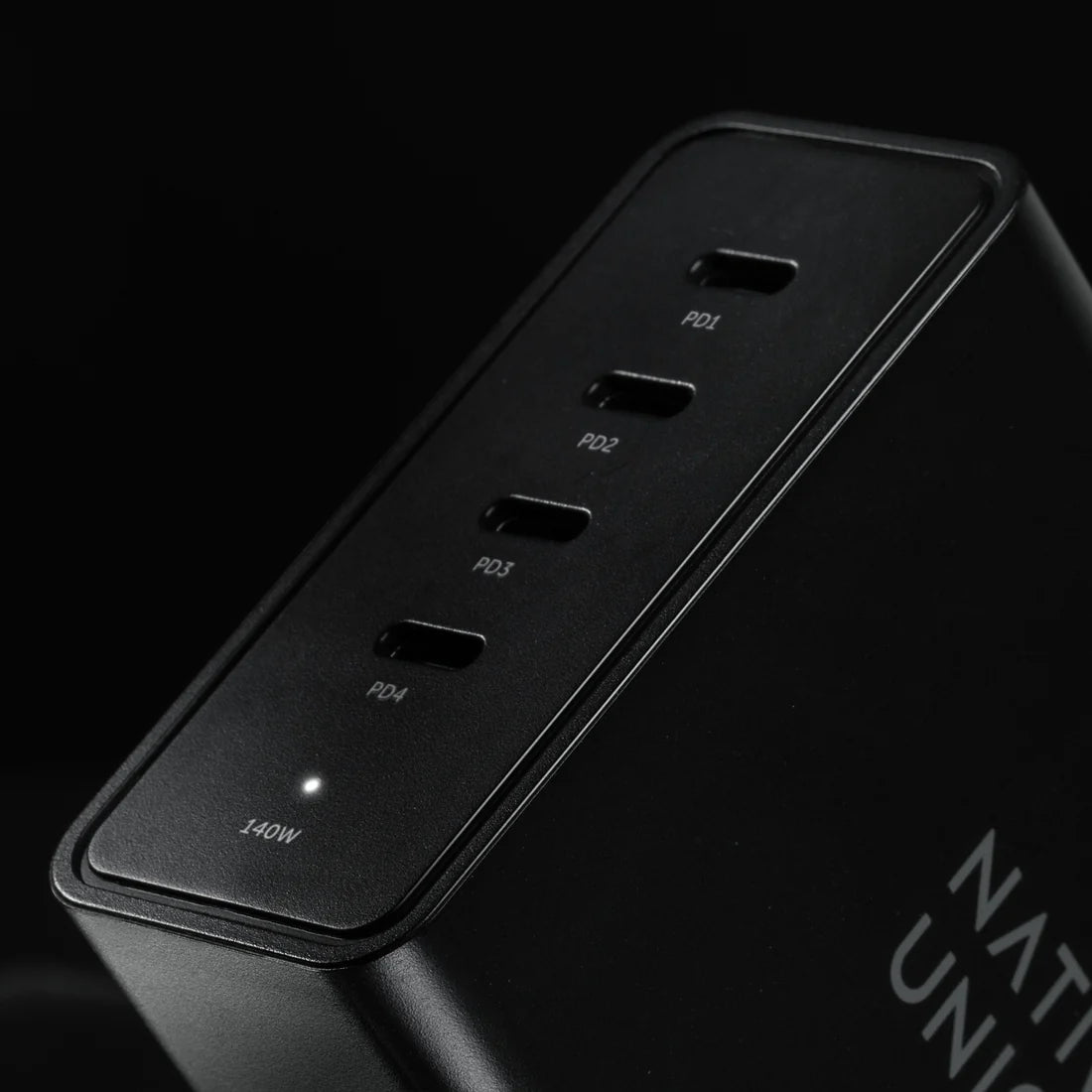 Native Union - Fast Desktop Charger PD 140W