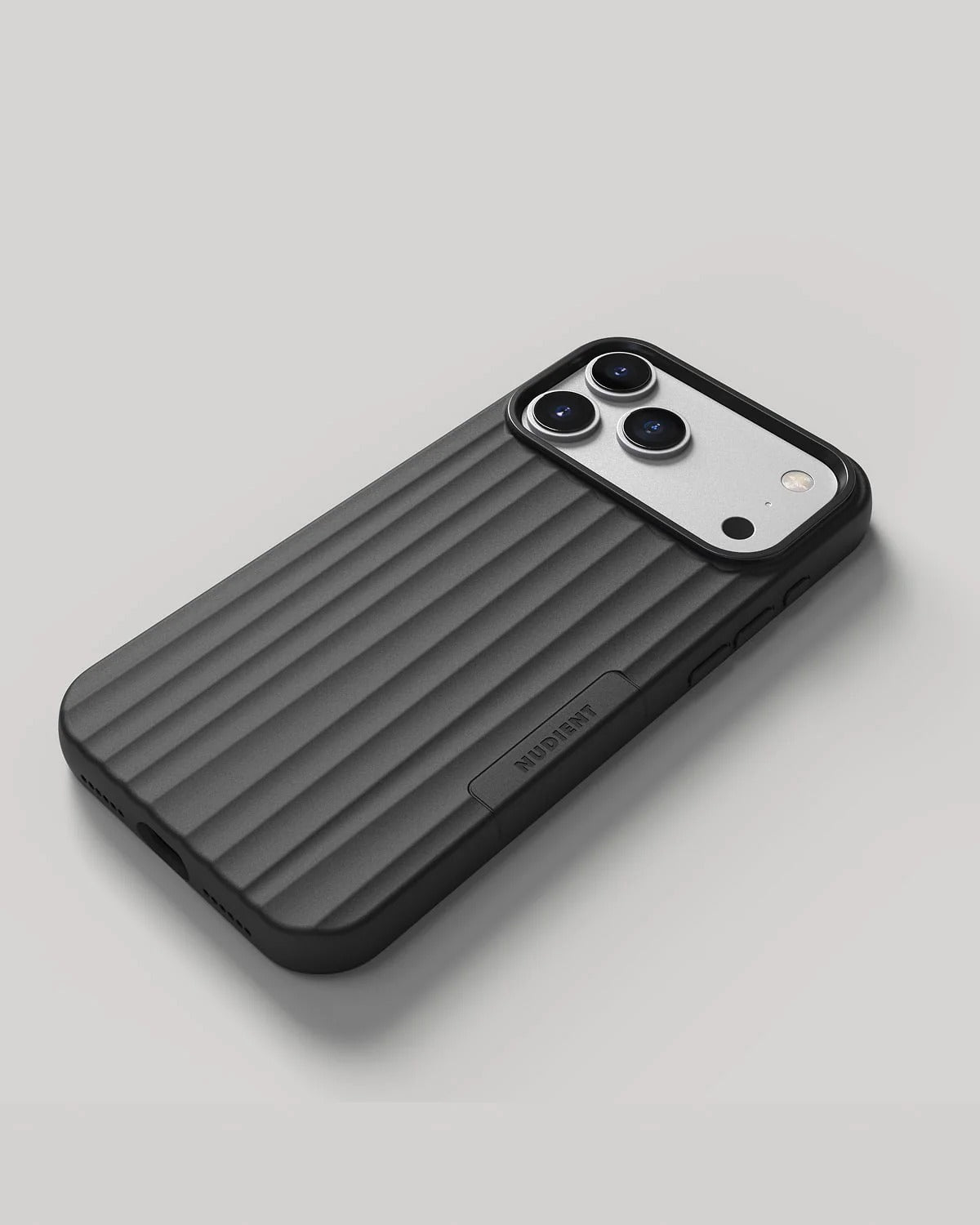 Nudient - Bold Case for iPhone 17