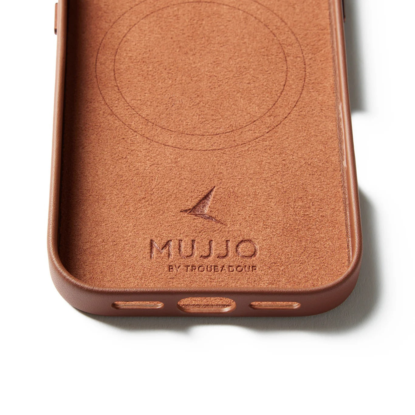 Mujjo - Full Leather Case for iPhone 17 / Air / Pro / Pro Max