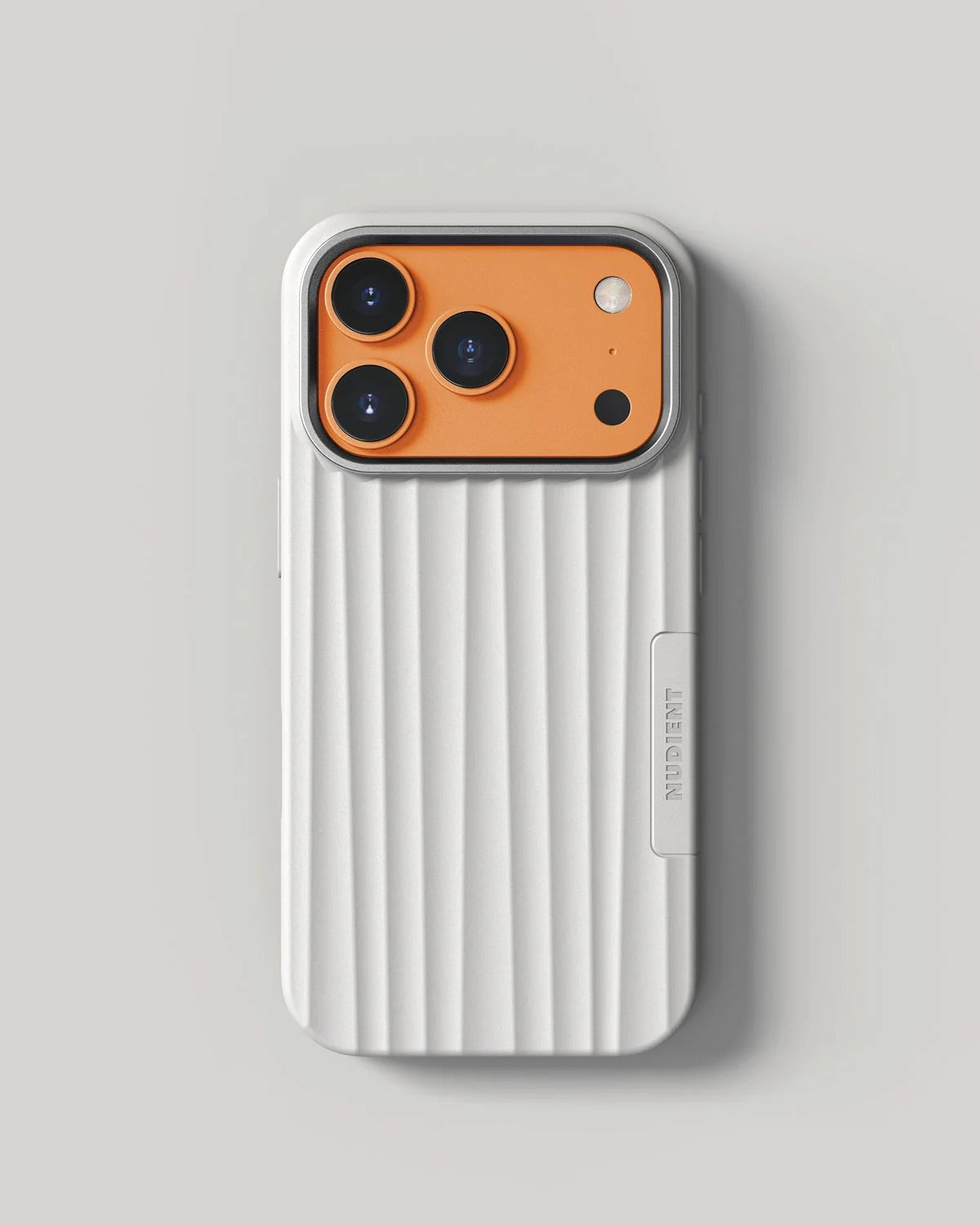 Nudient - Bold Case for iPhone 17