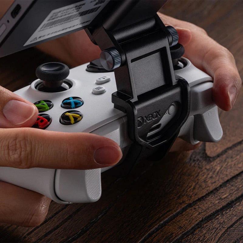 8BitDo - Mobile Gaming Clip for Xbox Controllers