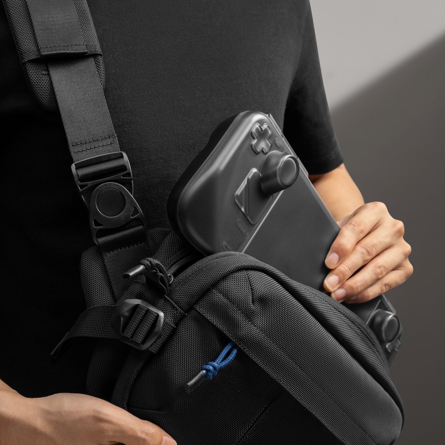 Tomtoc - Armor-G12 Steam Deck Case