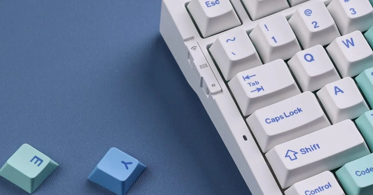 MCHOSE - G75 Pro Wireless Mechanical Keyboard Tri-Mode Arctic Snow