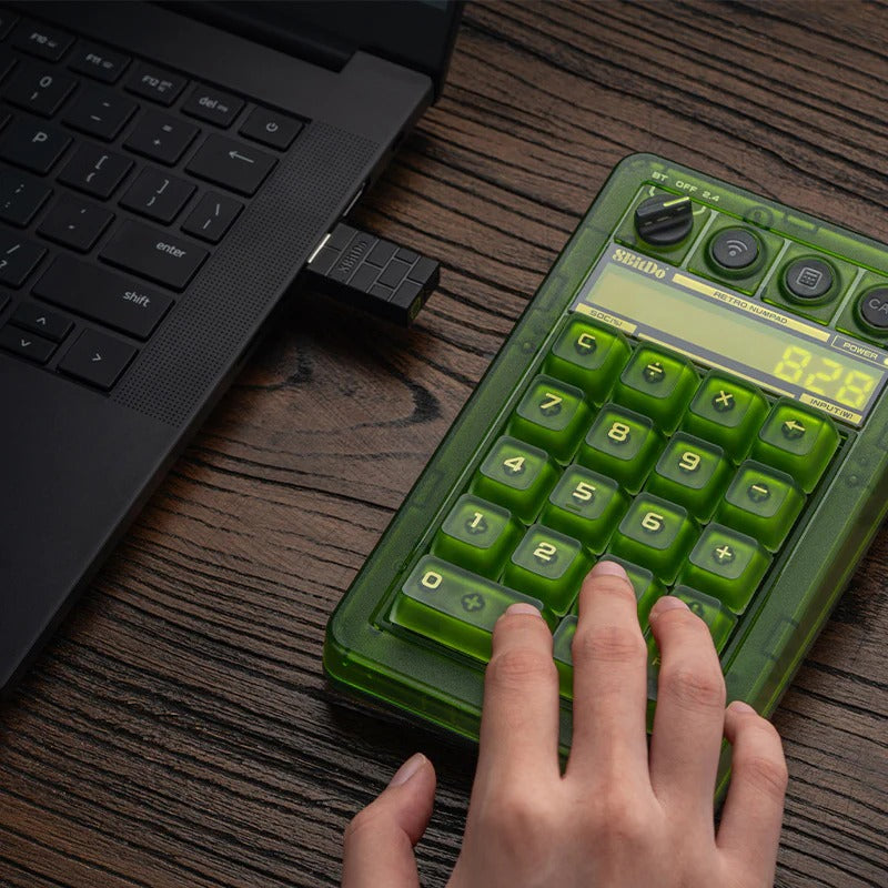 8BitDo - Retro 18 Mechanical Numpad - Xbox Edition