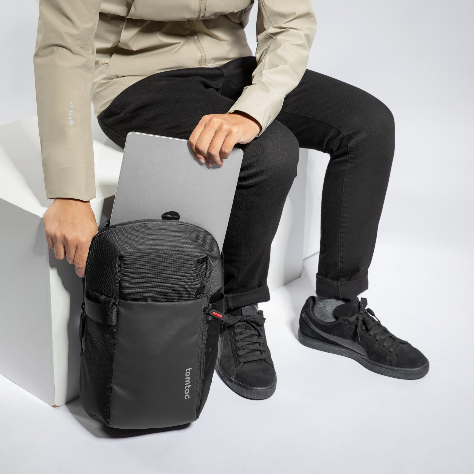 Tomtoc - Navigator-T24 Sling Bag M