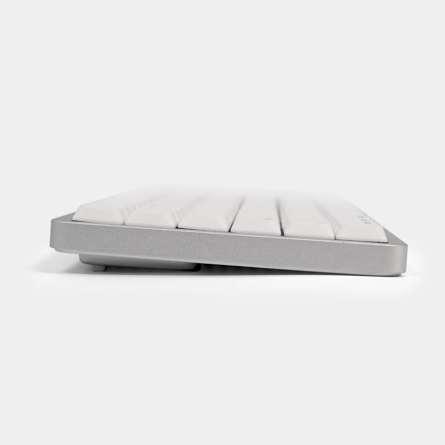 Akko - Cloud White Air 01 Low Profile Mechanical Keyboard