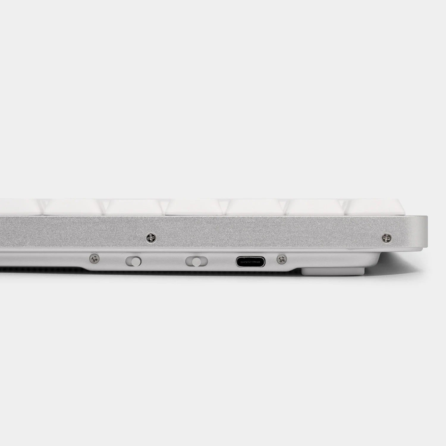 Akko - Cloud White Air 01 Low Profile Mechanical Keyboard