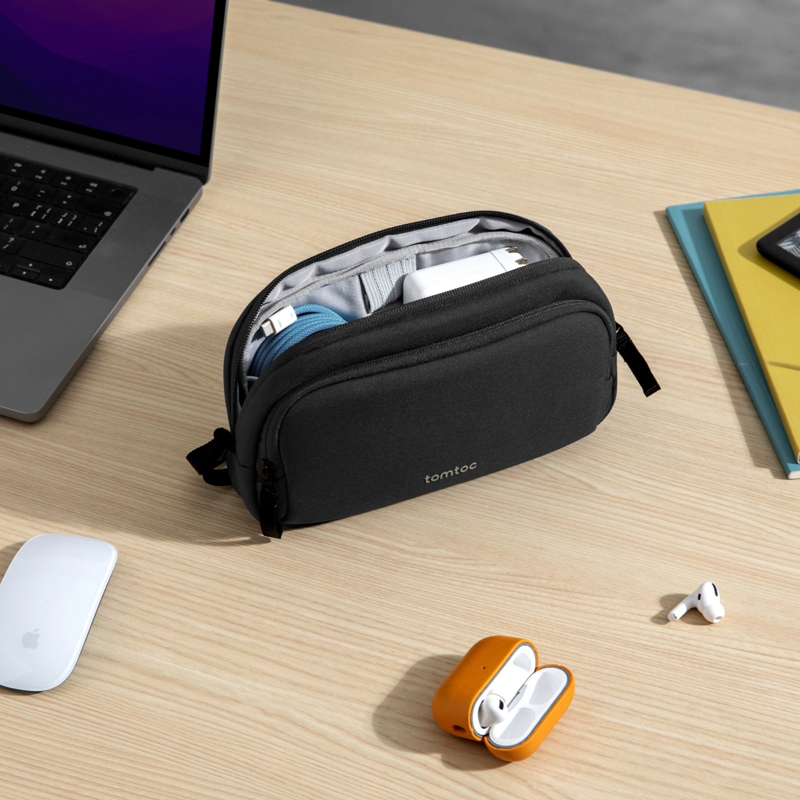 Tomtoc - Light-T12 Electronic Accessory Pouch M