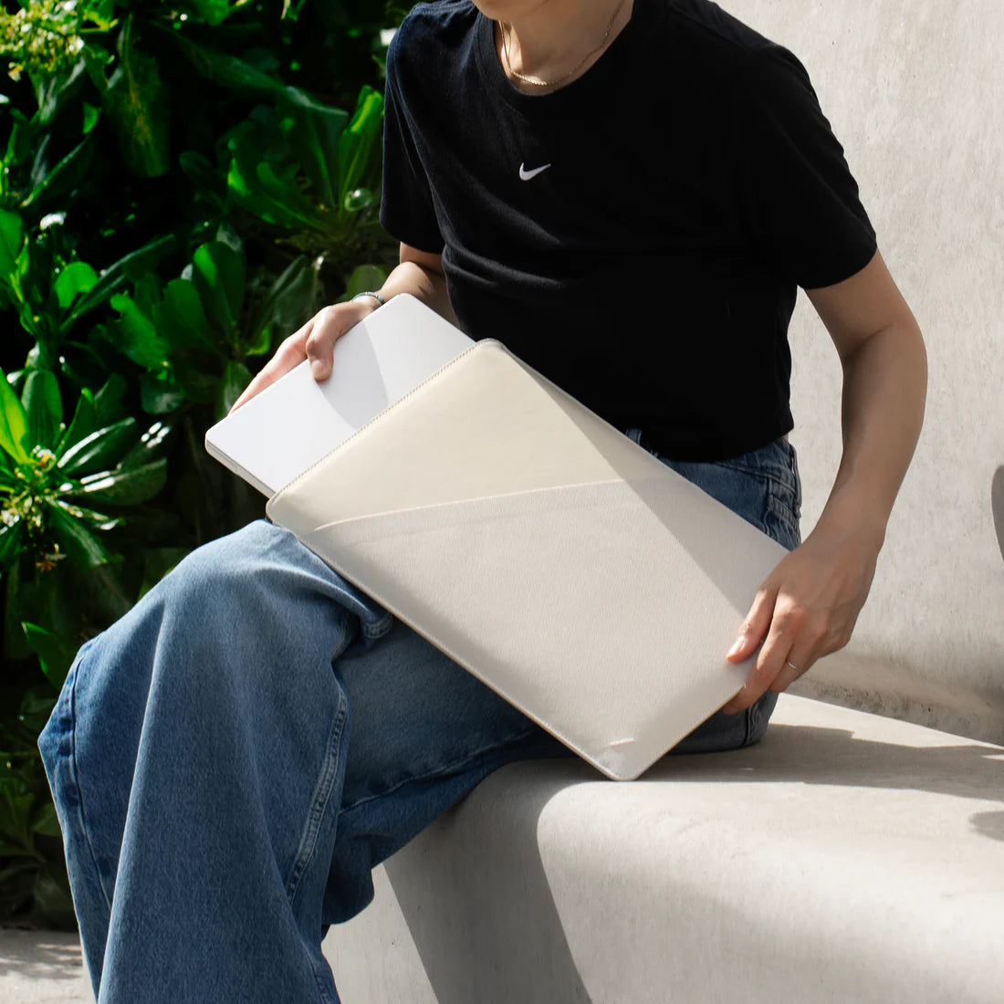 Native Union – Stow Slim for MacBook