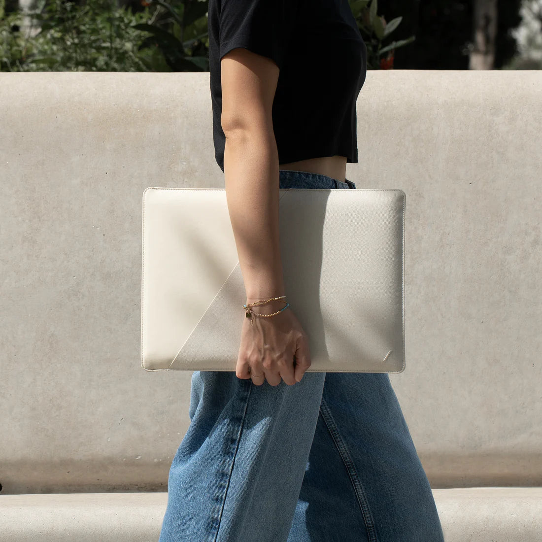 Native Union – Stow Slim for MacBook