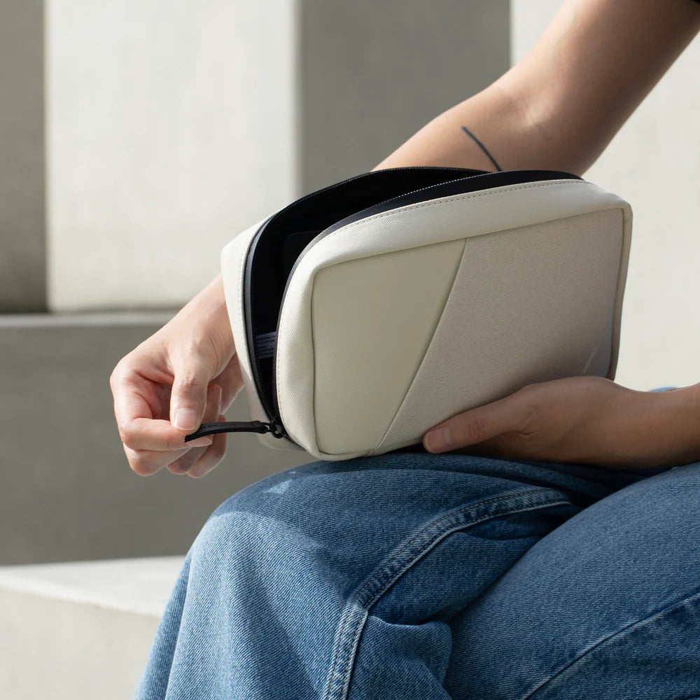 Native Union – Stow Organizer