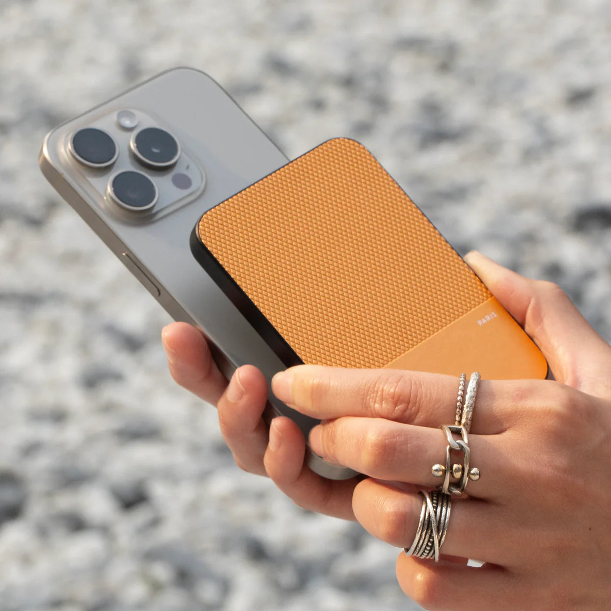 Native Union - (Re)Classic Power Bank with MagSafe Wireless Charging