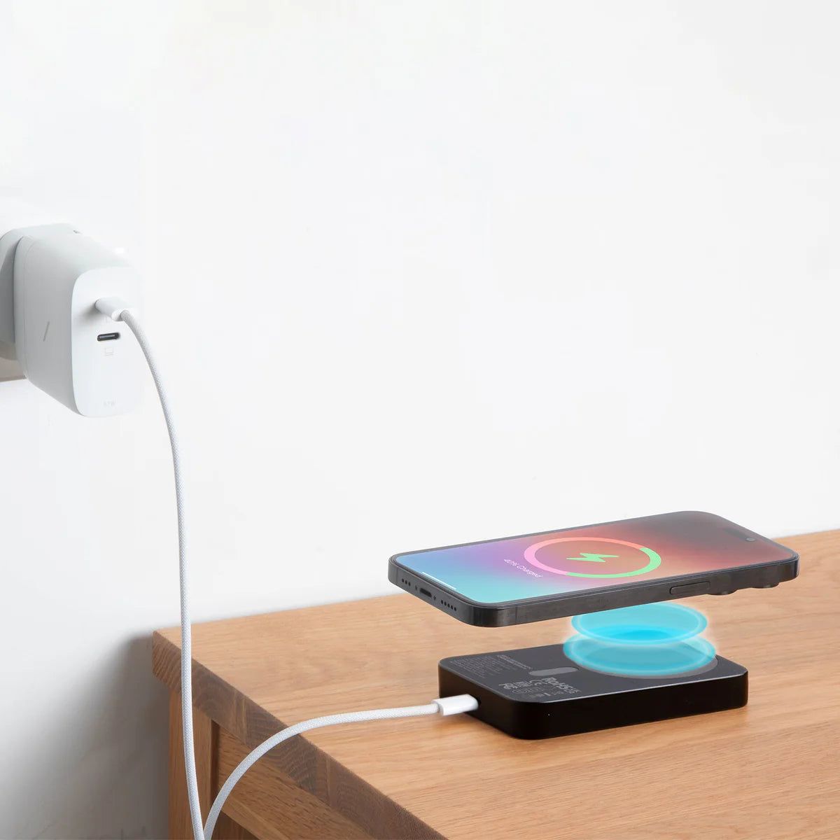 Native Union -(Re)Classic Power Bank 10000 mAh with MagSafe Wireless Charging