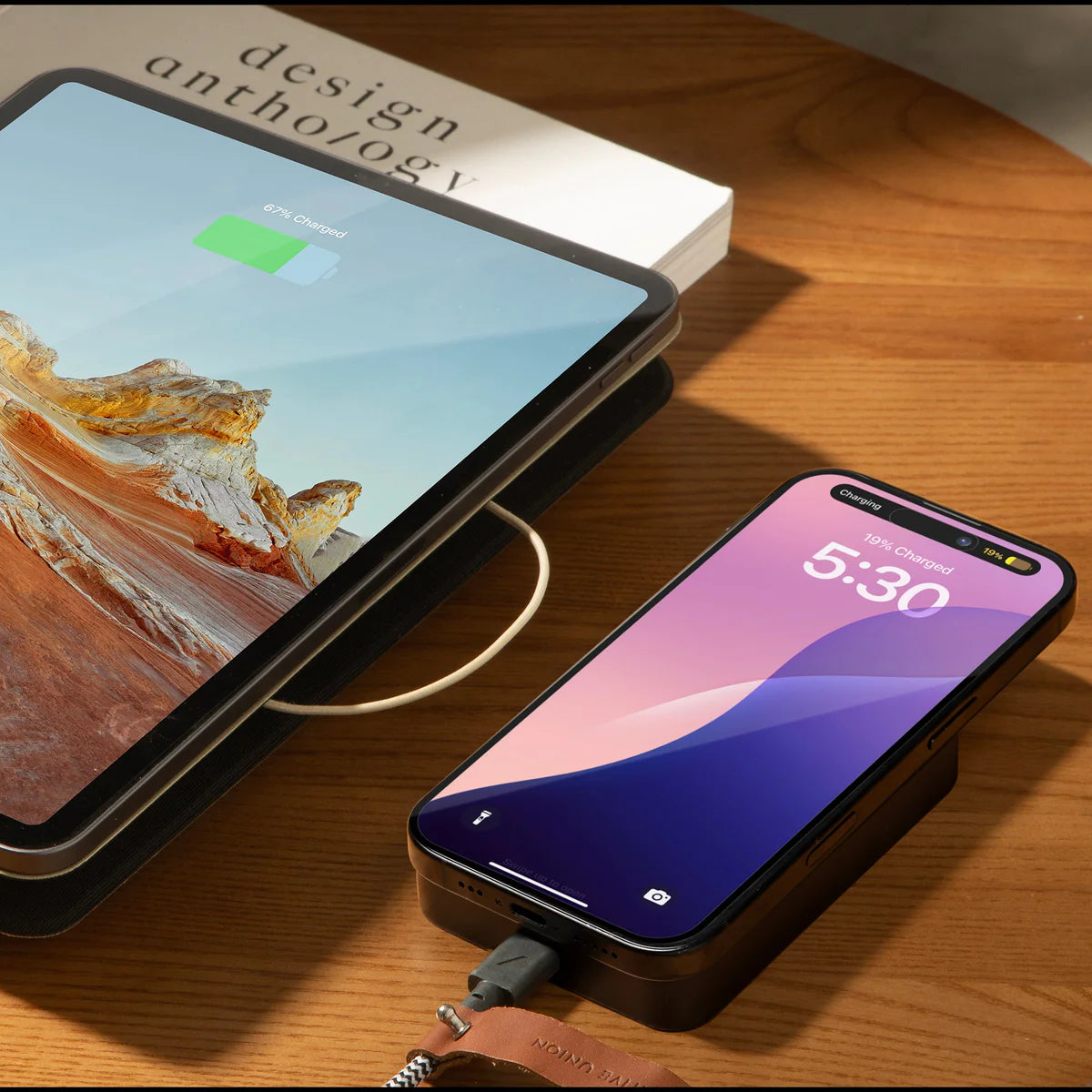 Native Union -(Re)Classic Power Bank 10000 mAh with MagSafe Wireless Charging