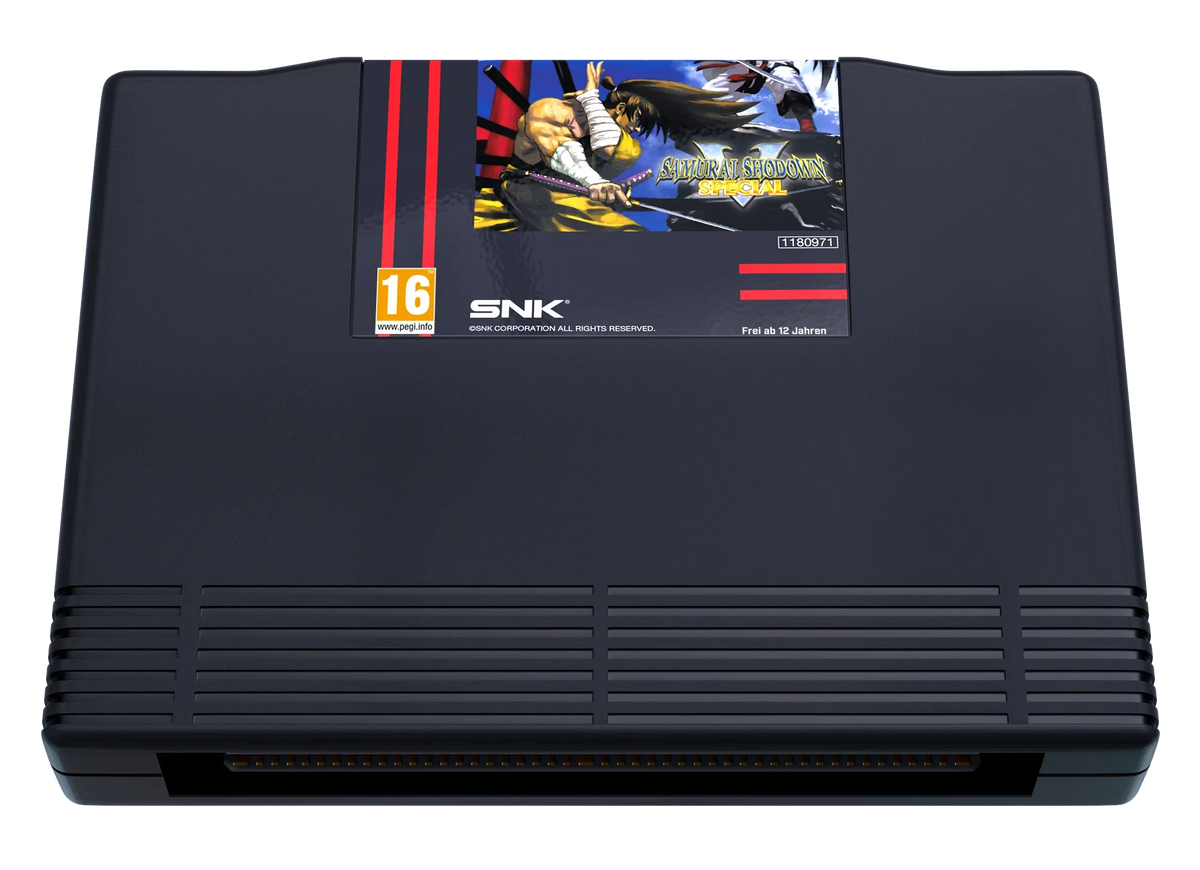 Czarna konsola SNK z grą Samurai Shodown Special, etykieta PEGI 16, idealna dla fanów retro gamingu