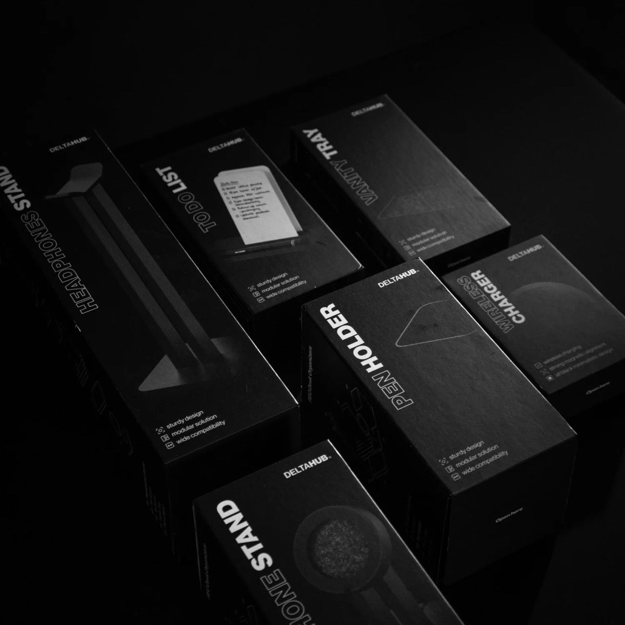 Deltahub - REO Headphone Stand