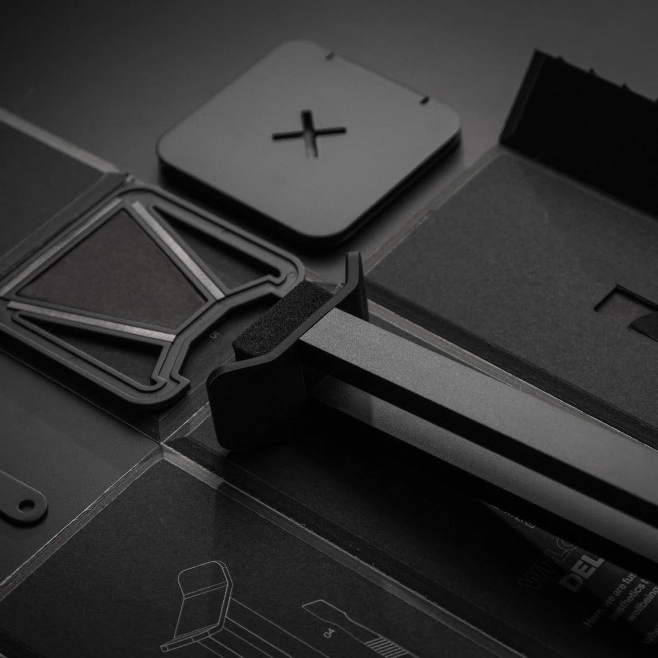 Deltahub - REO Headphone Stand