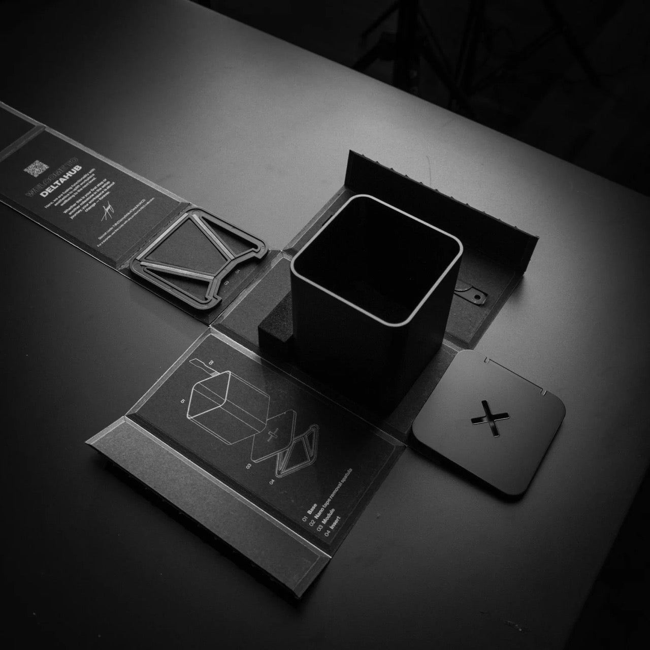 Deltahub - REO Pen Holder