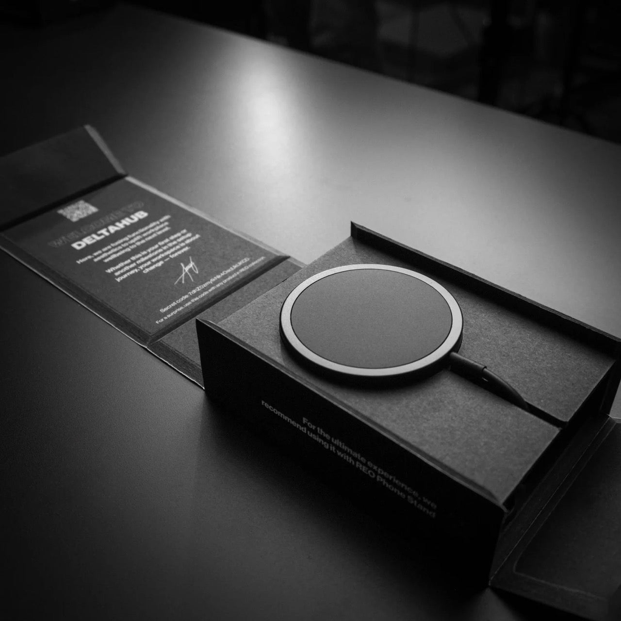 Deltahub - REO Wireless Charger