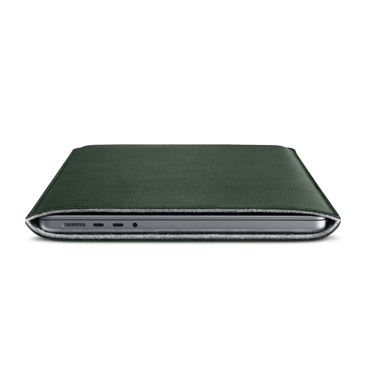 Woolnut – Leather Sleeve for MacBook