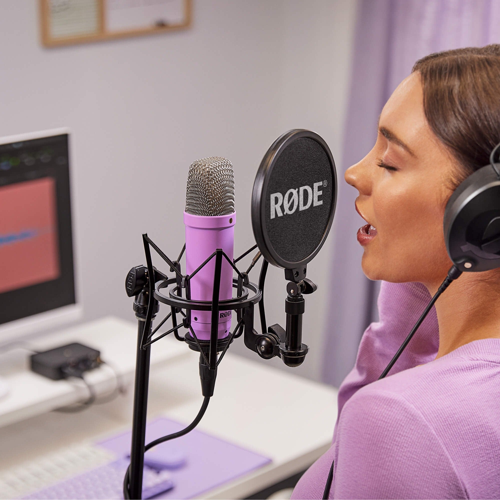 Rode - NT1 Signature Series Studio Condenser Microphone