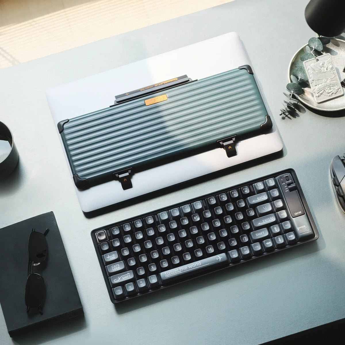 Lofree - Wanderfree Mechanical Keyboard