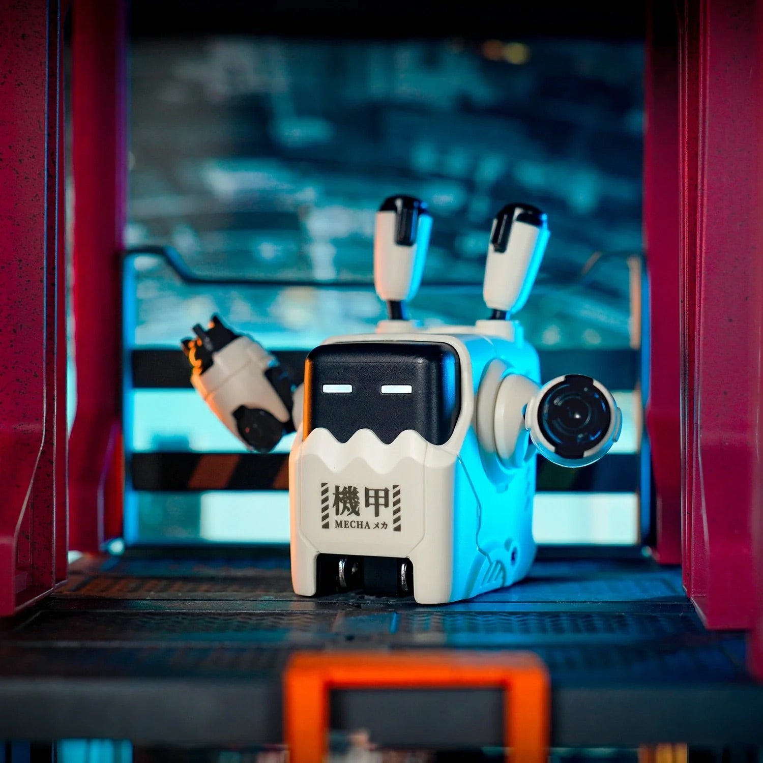 GravaStar - Delta35 35W Dawn White GaN Fast Charger