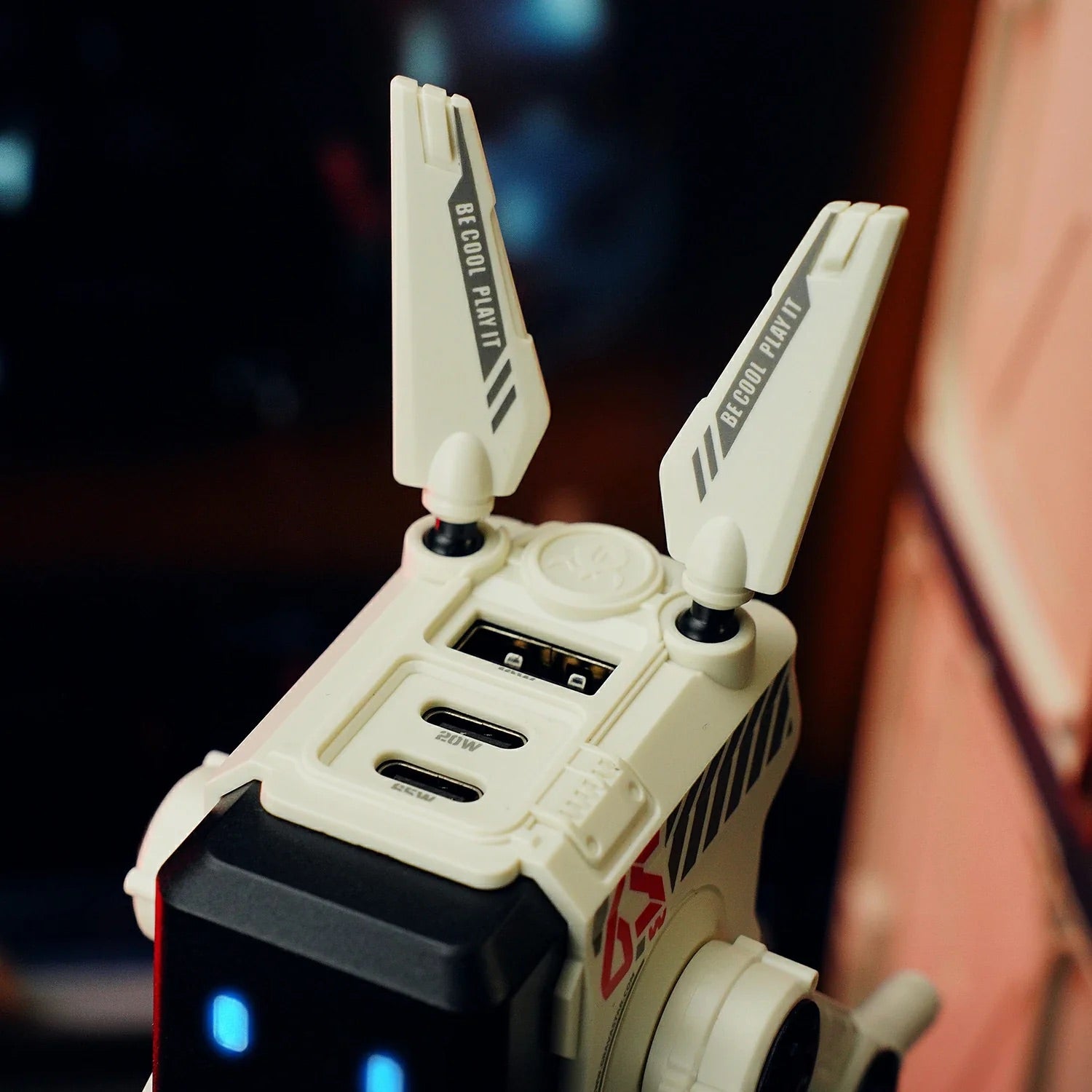 GravaStar - Alpha65 GaN 65W Dawn White Wall Charger