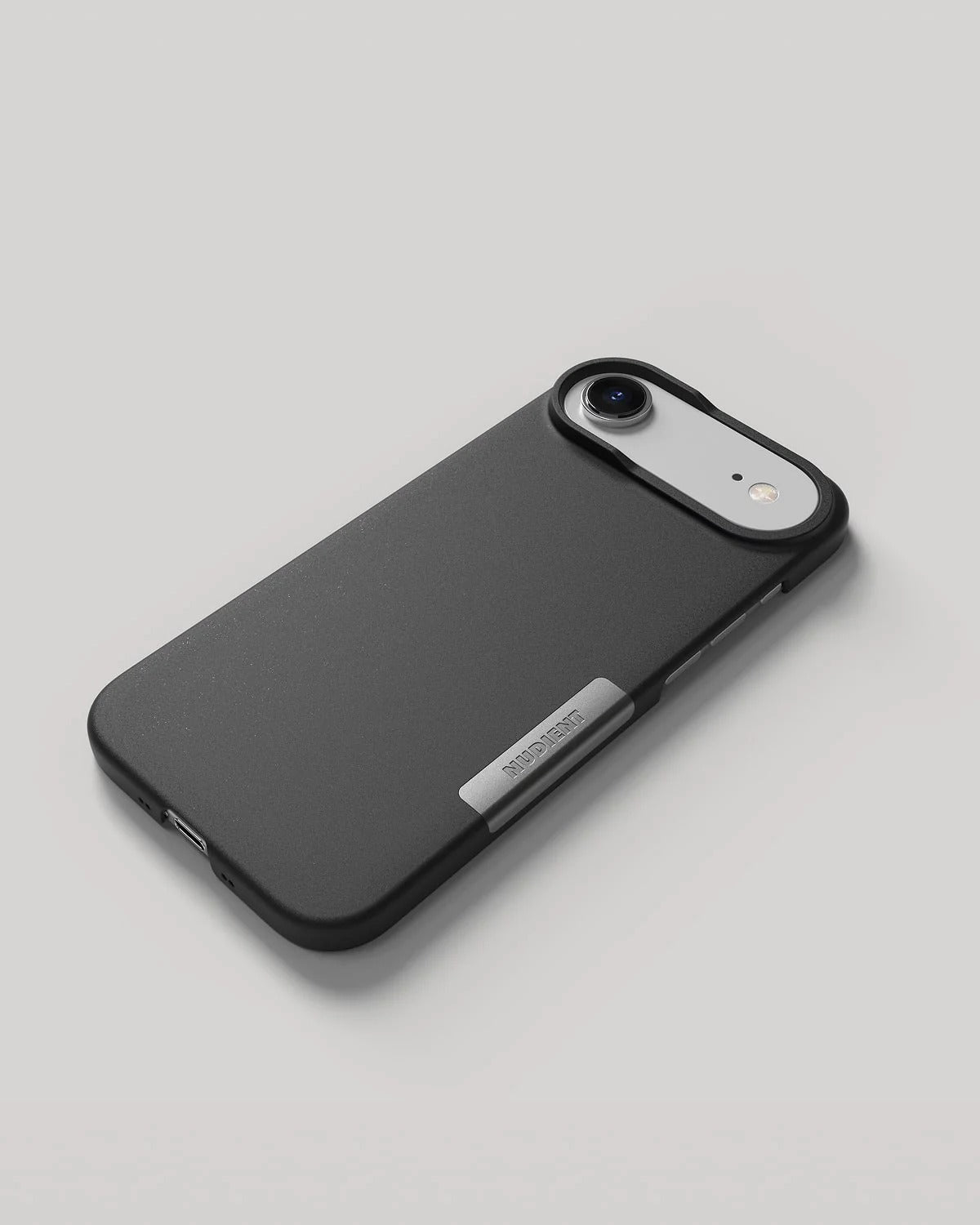 Nudient - Thin Case for iPhone 17