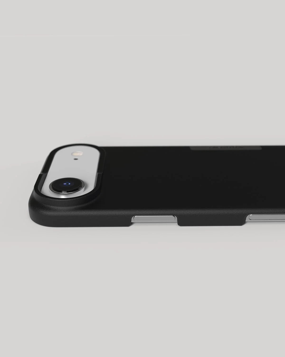 Nudient - Thin Case for iPhone 17