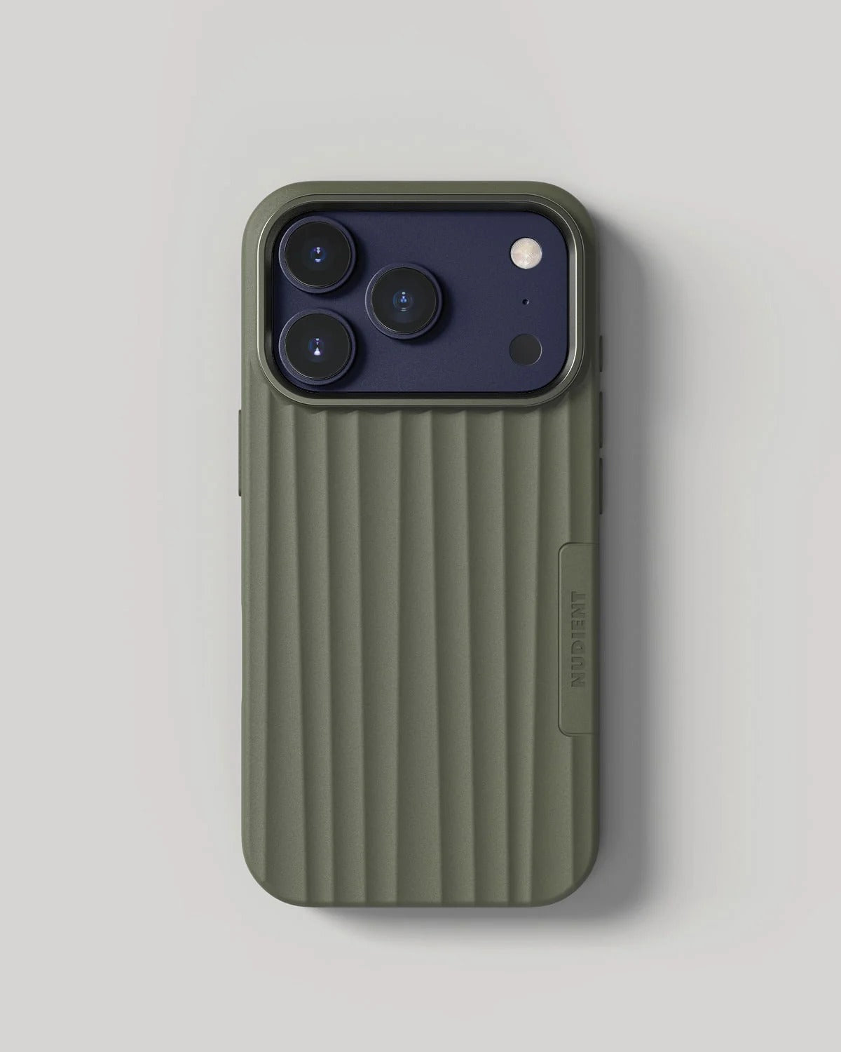 Nudient - Bold Case for iPhone 17
