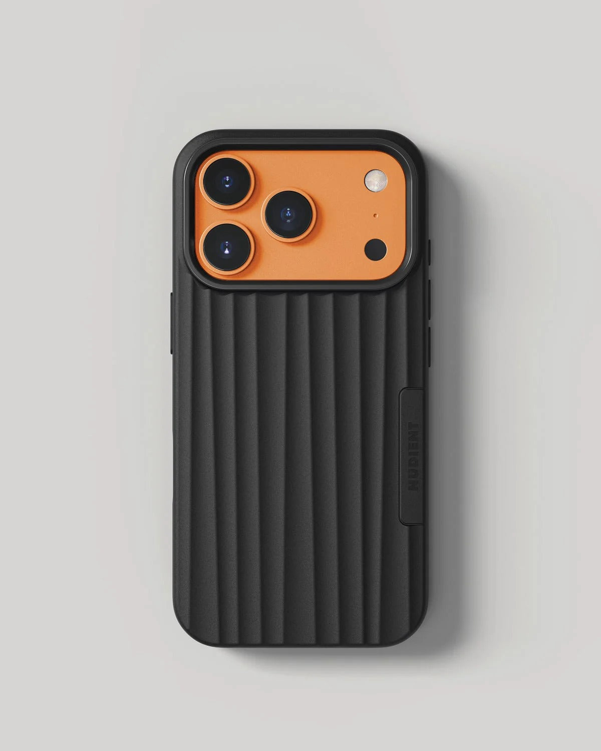 Nudient - Bold Case for iPhone 17