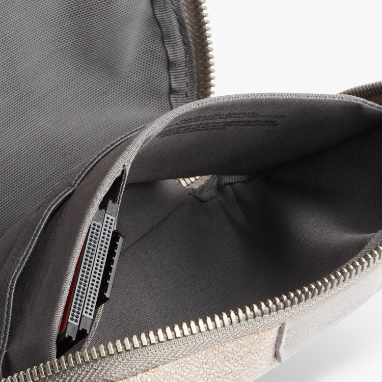 Bellroy - Tech Kit Compact