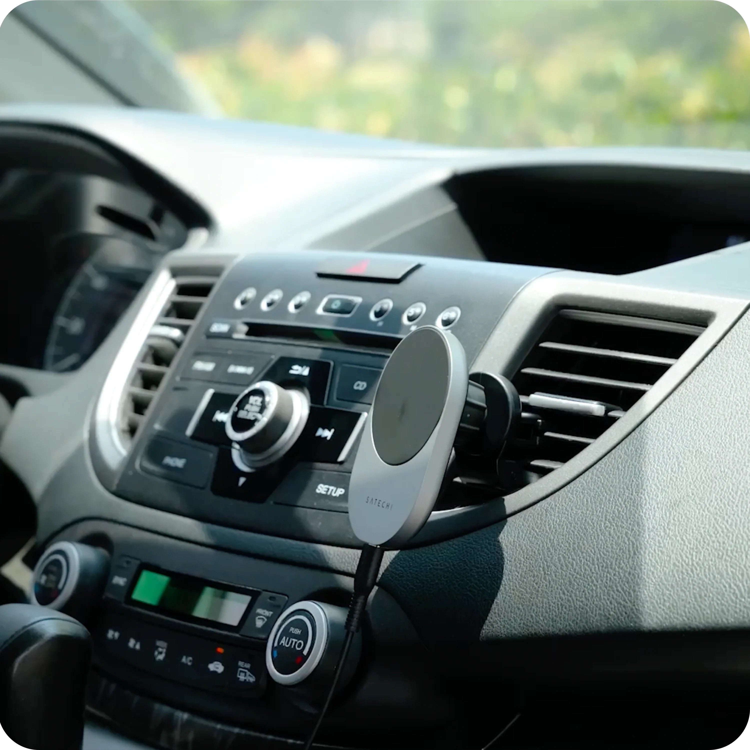 Satechi - Qi2 Wireless Car Charger