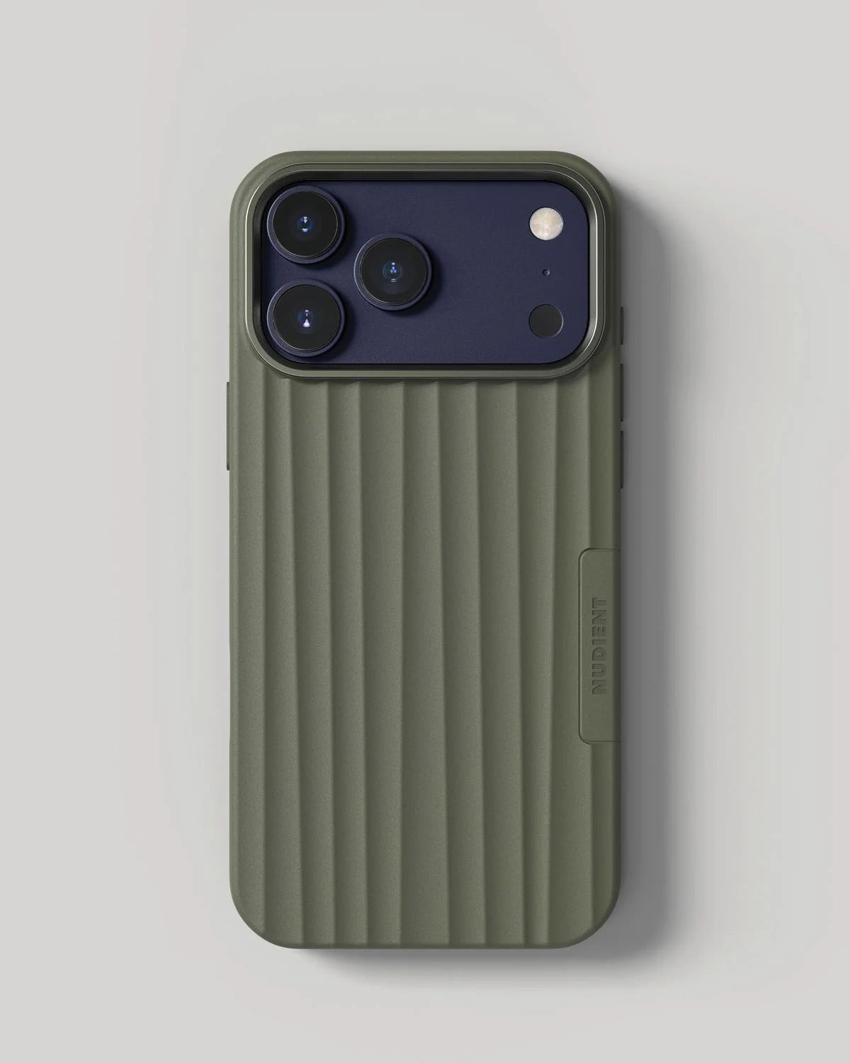 Nudient - Bold Case for iPhone 17