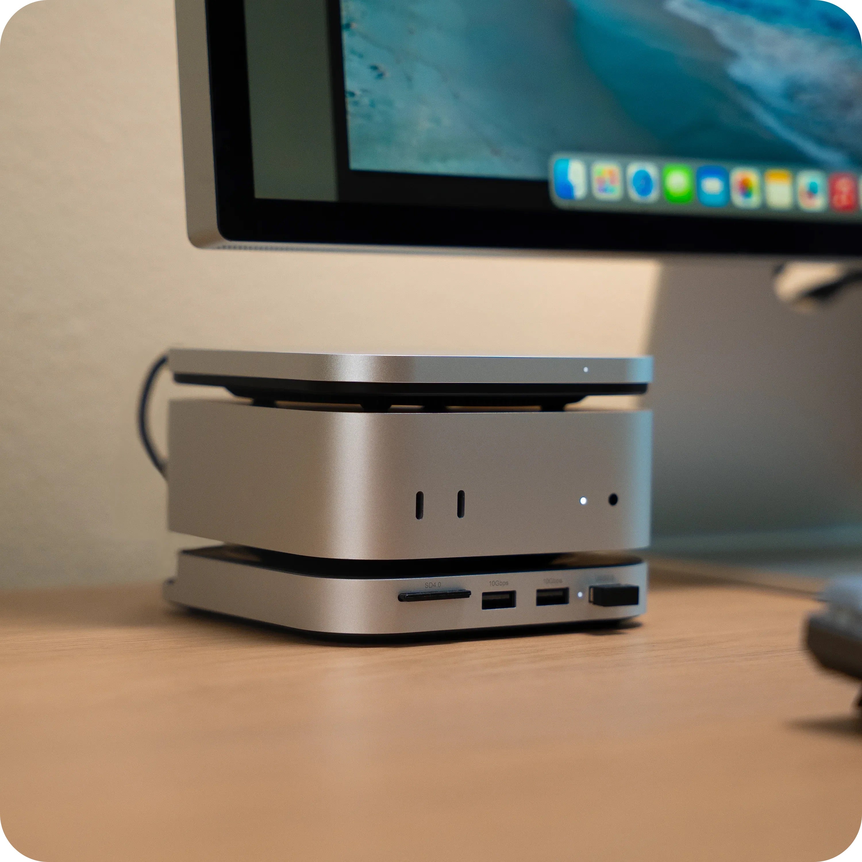 Satechi - USB4 Slim NVMe SSD Enclosure