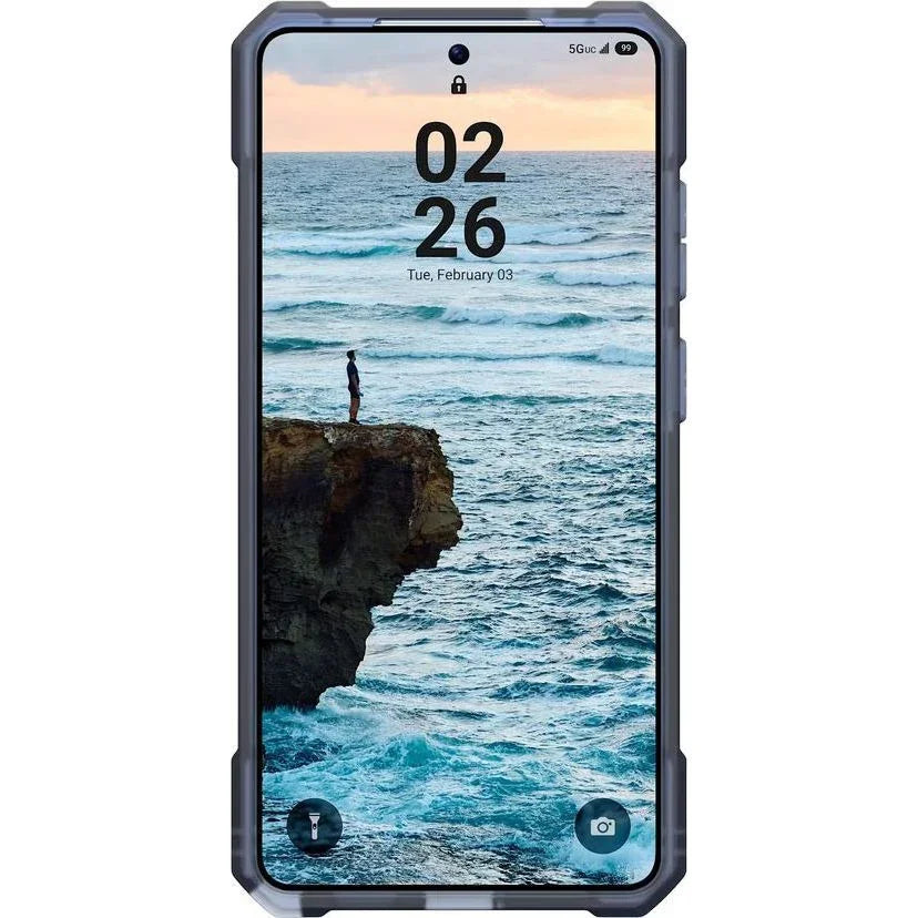 Smartfon w odpornym etui z ekranem pokazującym wybrzeże i datę 02.26