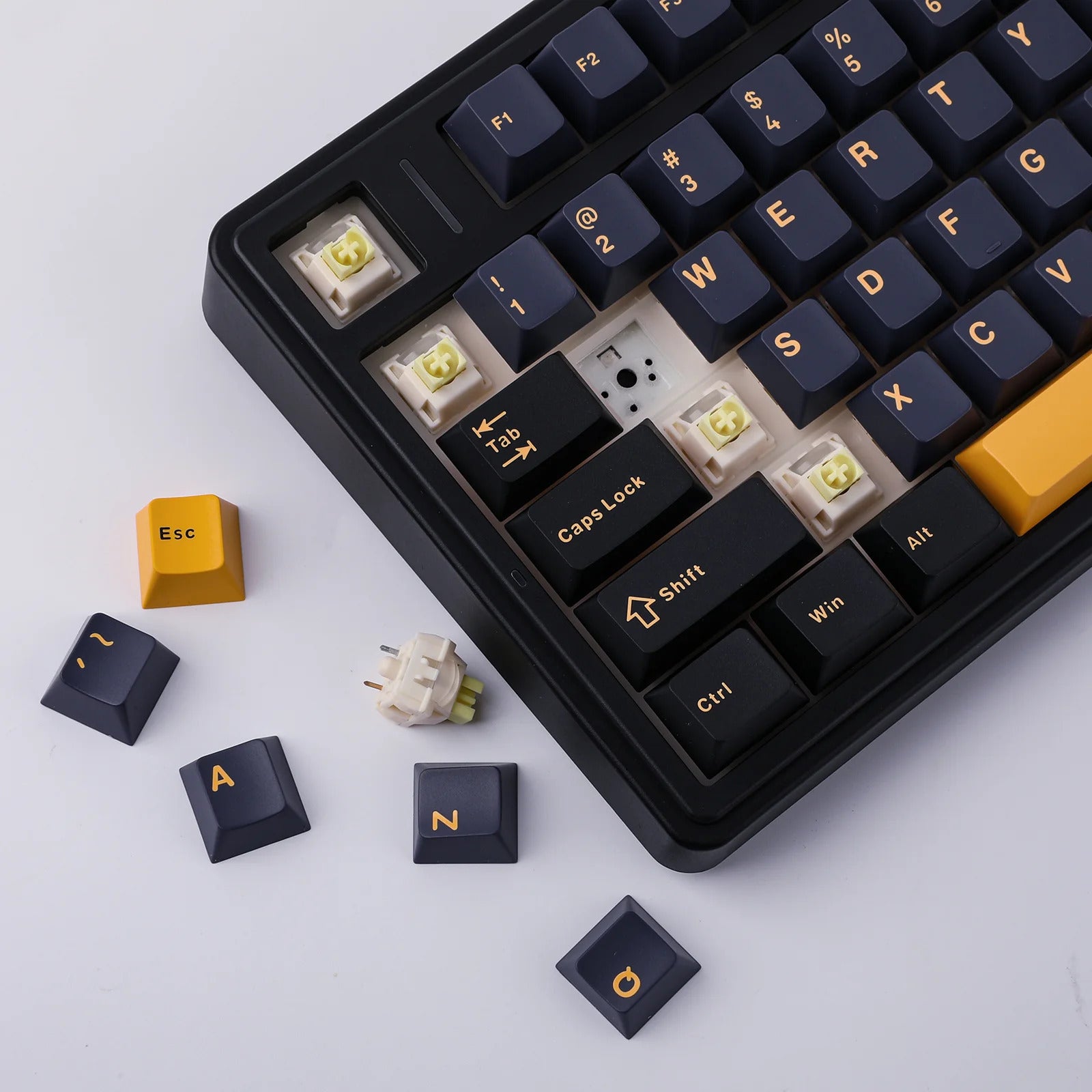 AULA - F75 - Gasket-Mounted Triple Modes Wireless Mechanical Keyboard - Thunder Black