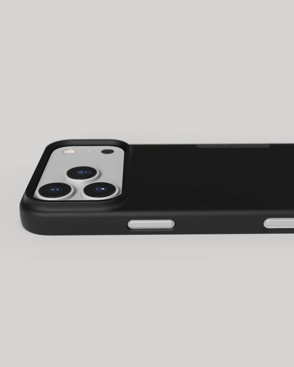 Nudient - Thin Case for iPhone 17