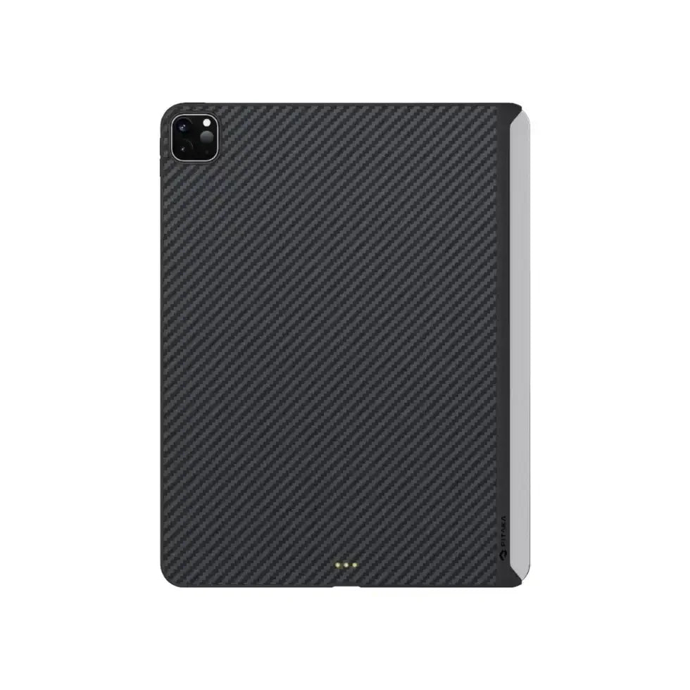 Etui z włókna węglowego na iPad, czarne, minimalistyczny design, ochrona tabletu