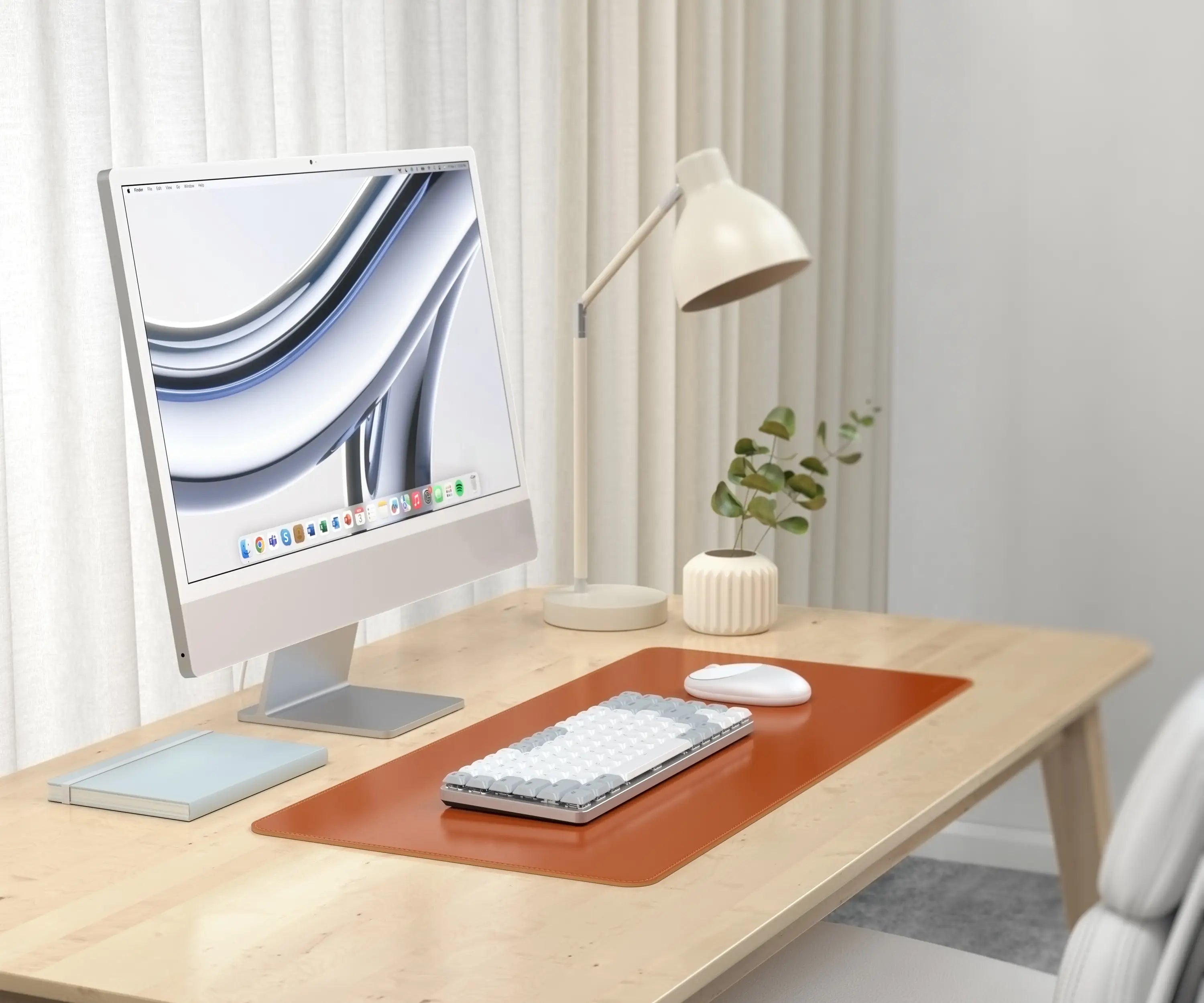 Satechi - Vegan-Leather Premium Desk Mat