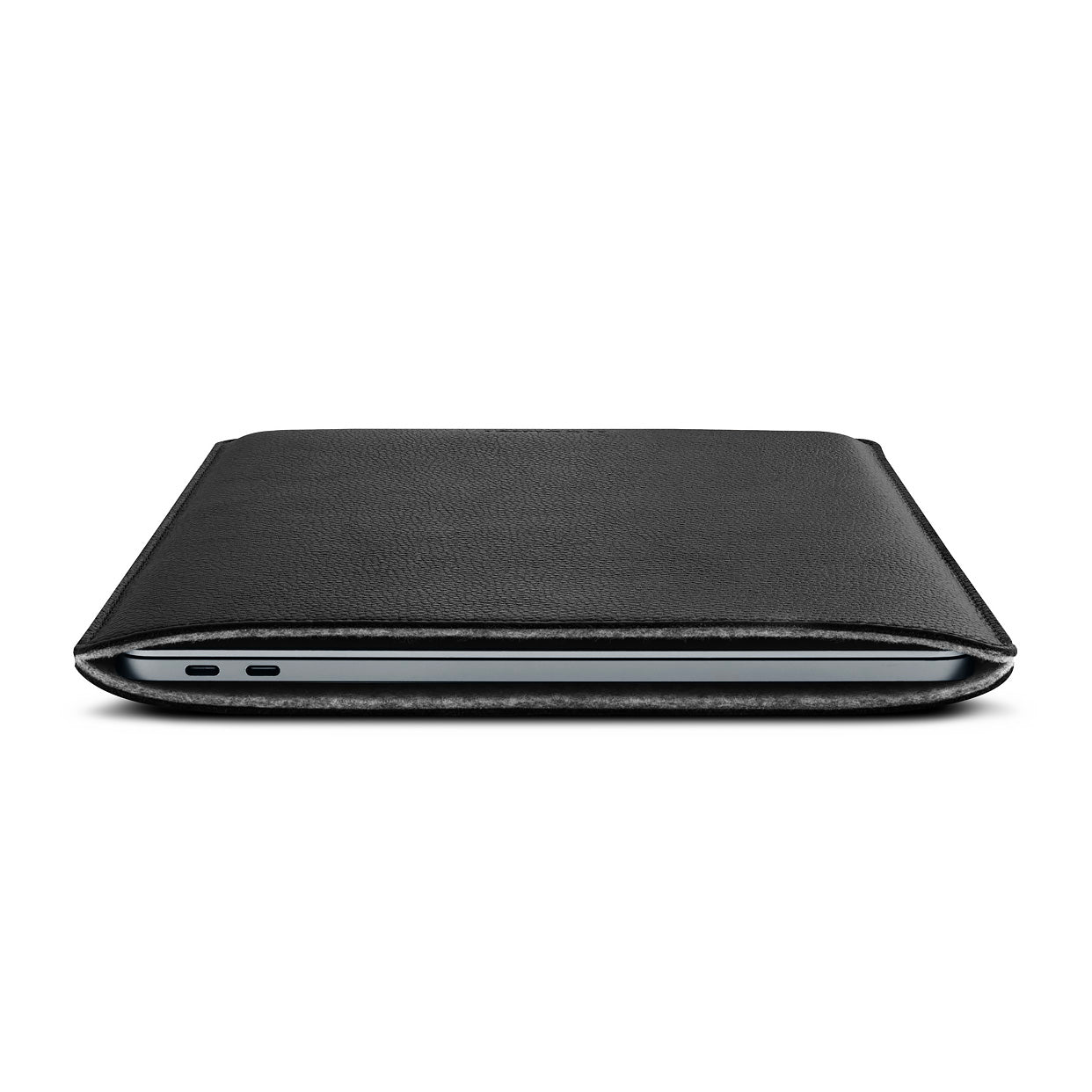 Woolnut – Leather Sleeve for MacBook