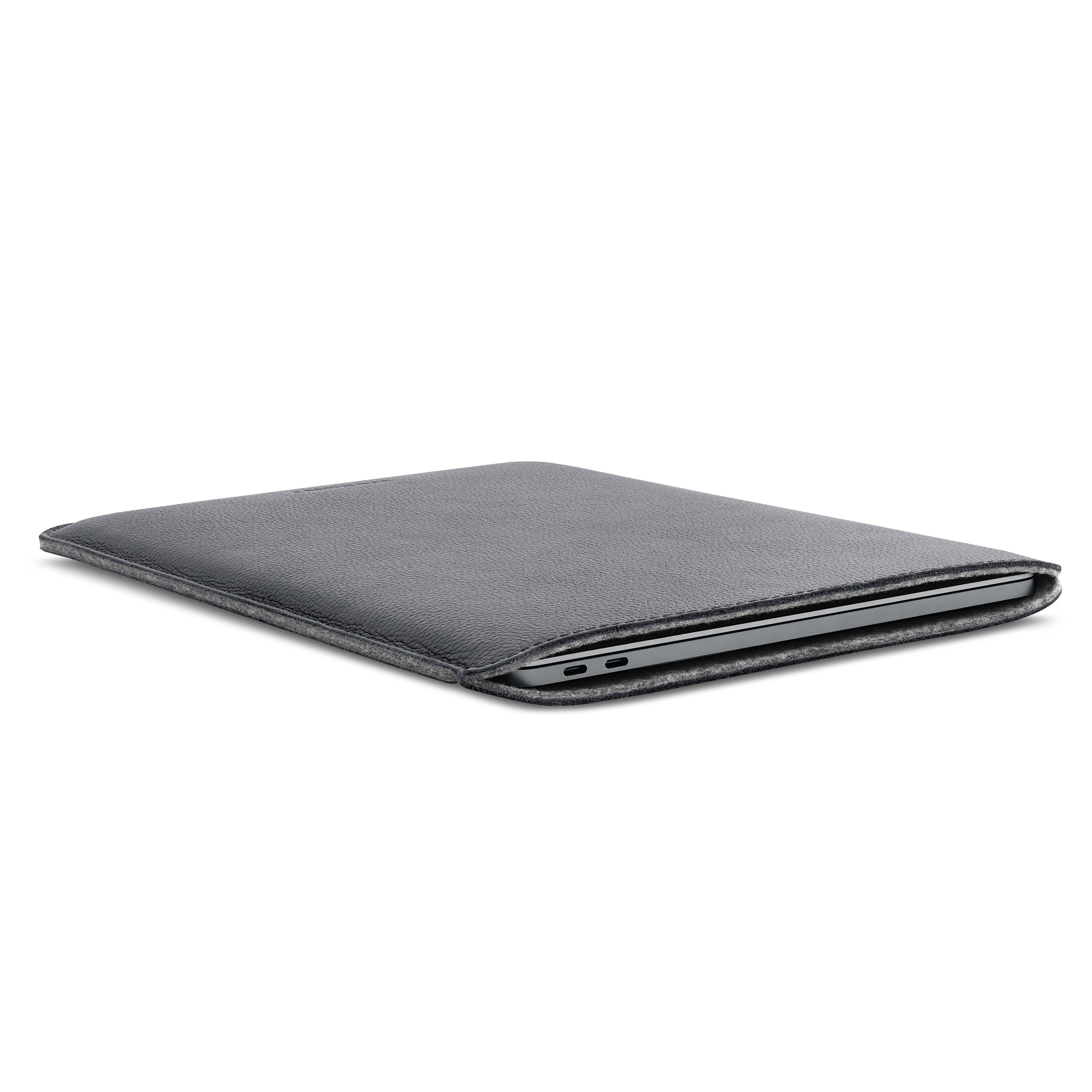 Woolnut – Leather Sleeve for MacBook